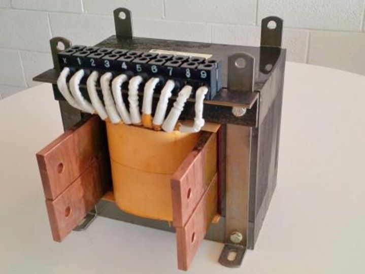 High Current Output Multi-Tap Step-Down Power Transformer